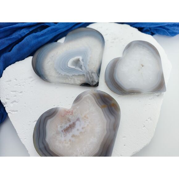 Druzy Agate Flat Heart Crystal Carving - Picture 8 of 11